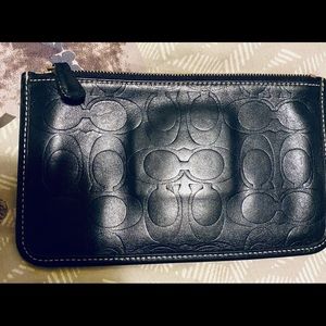 Coach black zipper top thin coin/wallet